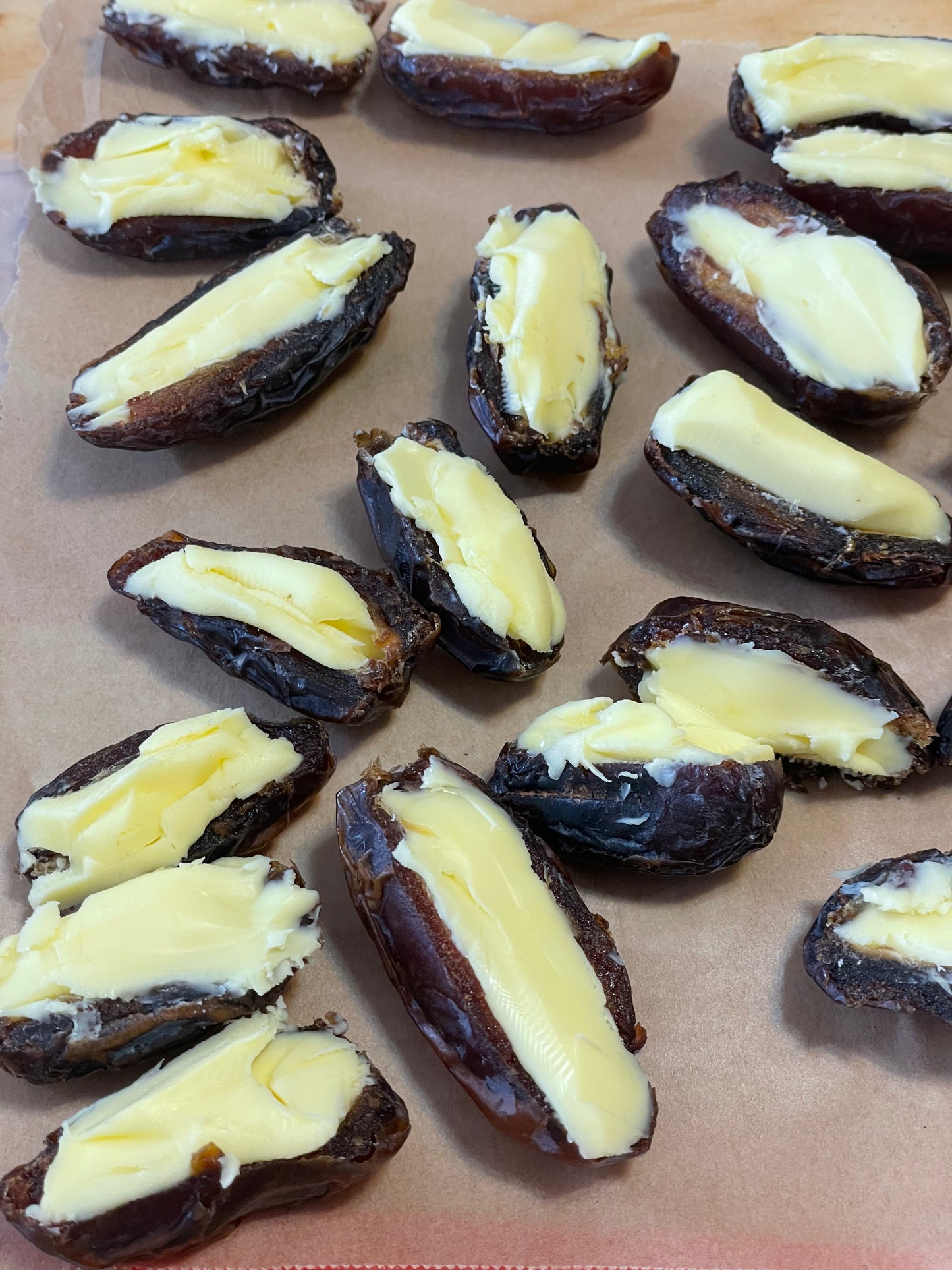 Buttered dates